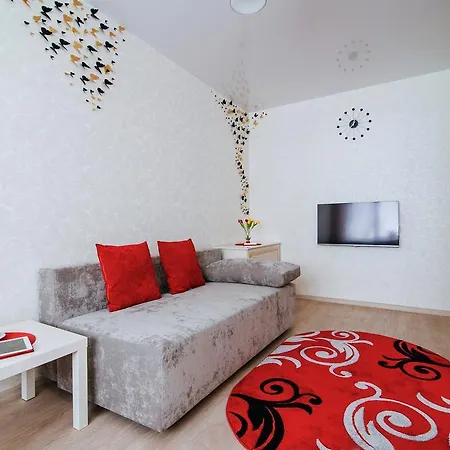 Apartament Apartament 24dom On Nezavisimosti 89 *